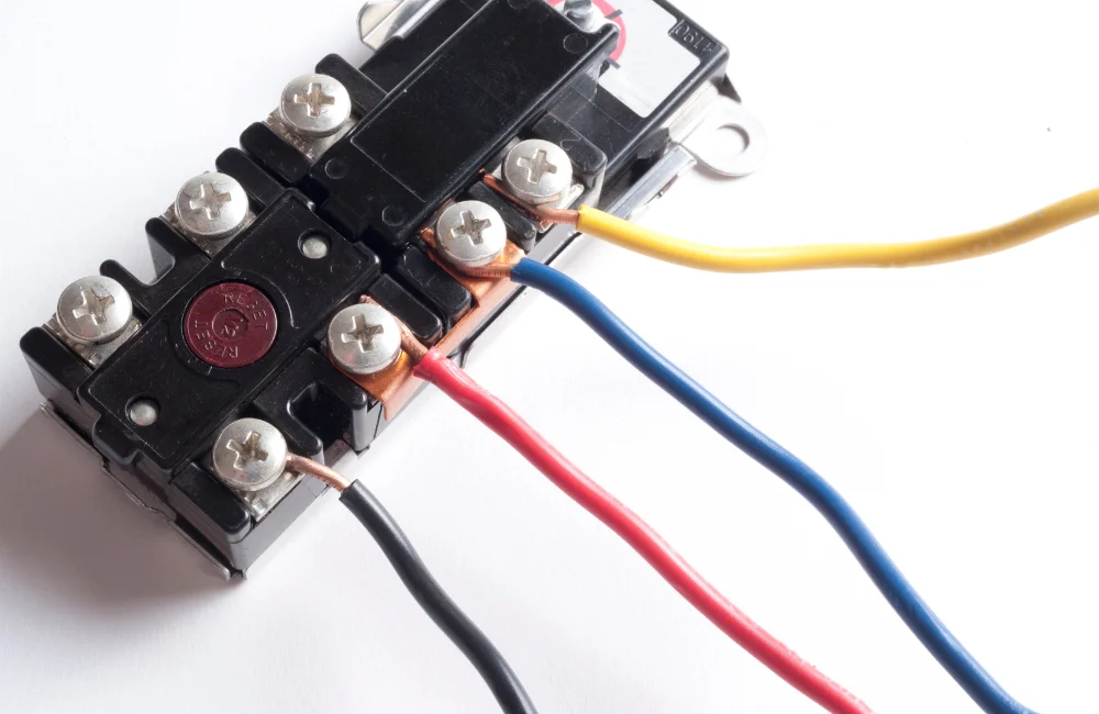 ความหมายสีสายไฟ 2